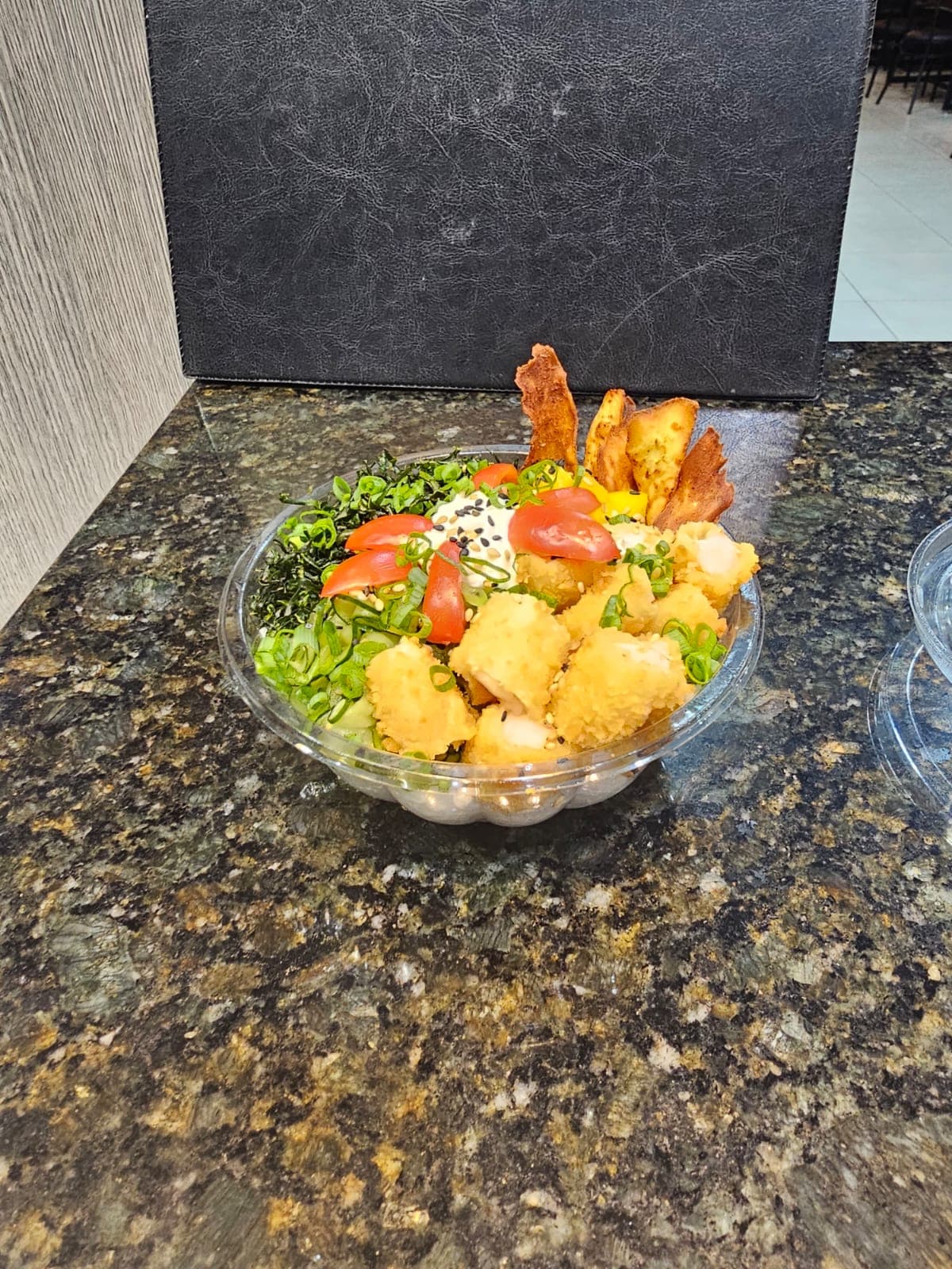 Poke Camarão